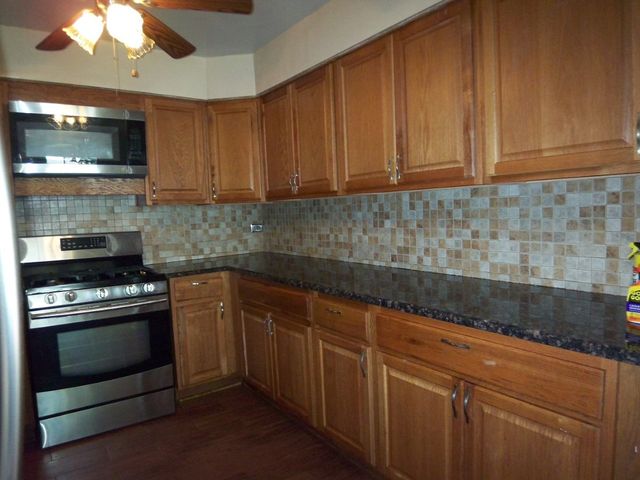 1925 Georgetown Lane, Hoffman Estates, IL 60169