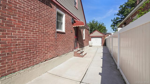 172-17 Amelia Road, Jamaica, NY 11434