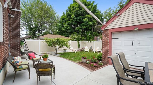 172-17 Amelia Road, Jamaica, NY 11434