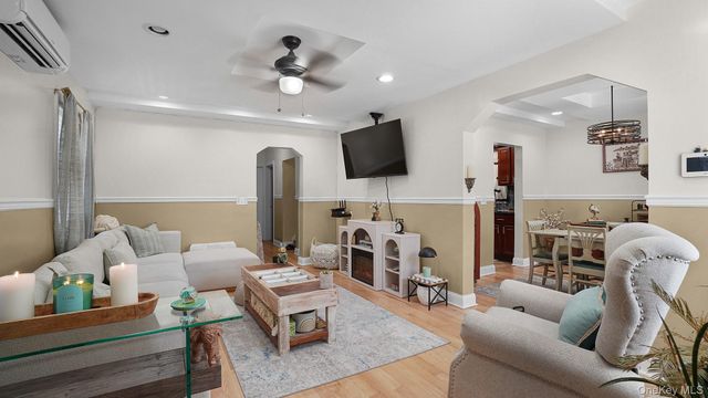172-17 Amelia Road, Jamaica, NY 11434