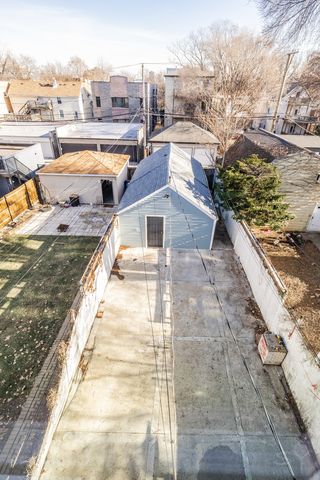 6129 N Ravenswood Avenue, Chicago, IL 60660