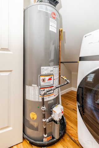 6129 N Ravenswood Avenue, Chicago, IL 60660