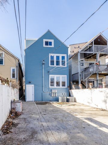 6129 N Ravenswood Avenue, Chicago, IL 60660