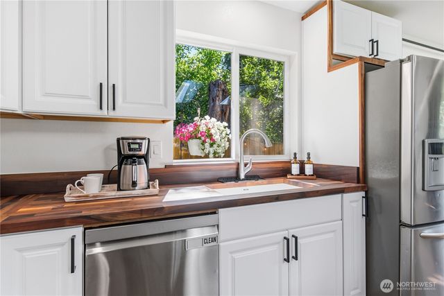 6113 148th Avenue NE, Lake Stevens, WA 98258