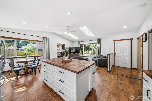6113 148th Avenue NE, Lake Stevens, WA 98258
