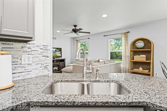 2479 Gibson Road, Grand Blanc, MI 48439