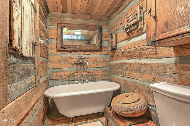 3388 Flower Gap Road, Blackwater, VA 24221