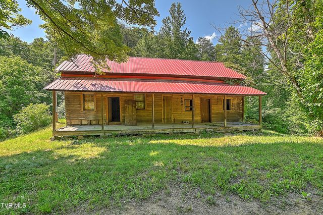 3388 Flower Gap Road, Blackwater, VA 24221