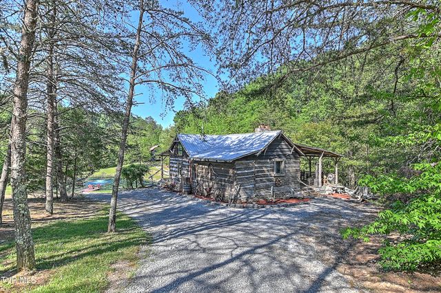 3388 Flower Gap Road, Blackwater, VA 24221