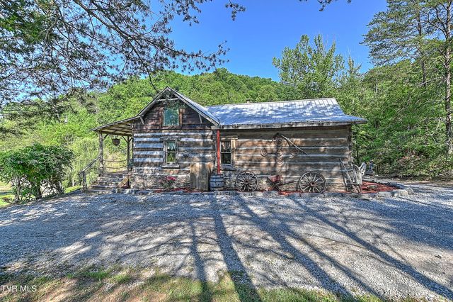 3388 Flower Gap Road, Blackwater, VA 24221
