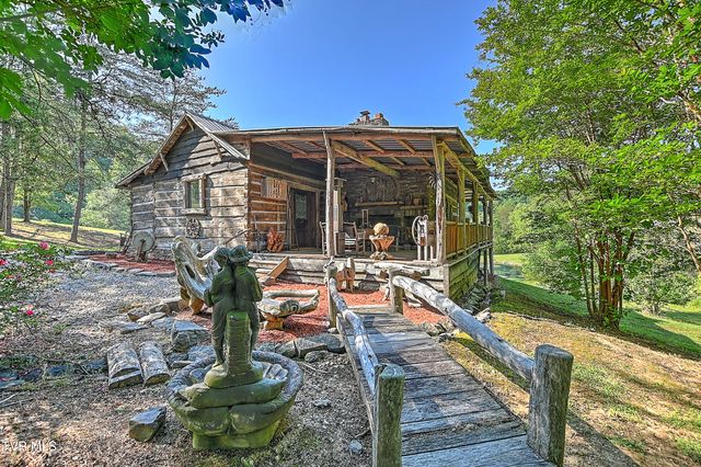 3388 Flower Gap Road, Blackwater, VA 24221