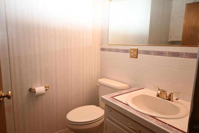 77 EDGEWATER DRIVE, Wichita Falls, TX 76308