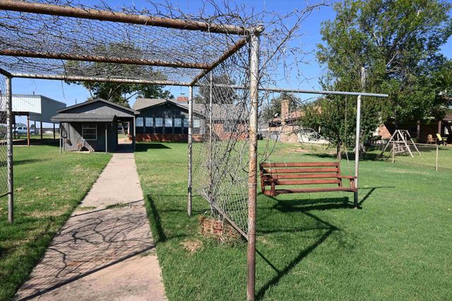 77 EDGEWATER DRIVE, Wichita Falls, TX 76308