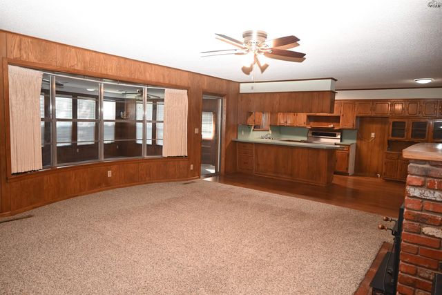 77 EDGEWATER DRIVE, Wichita Falls, TX 76308