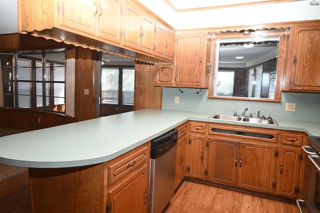 77 EDGEWATER DRIVE, Wichita Falls, TX 76308