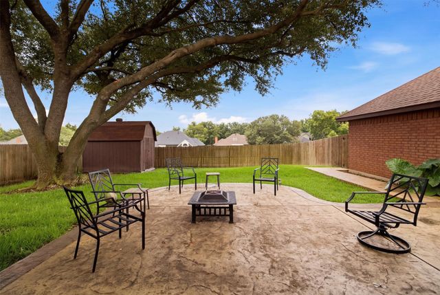 1416 Daventry Drive, Desoto, TX 75115