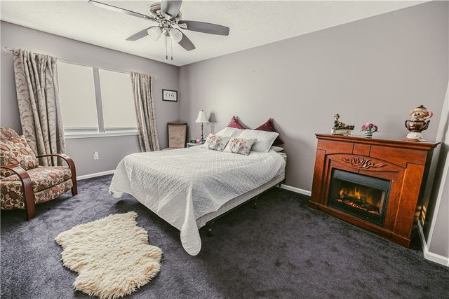 84 Amberwood Place, Greece, NY 14626