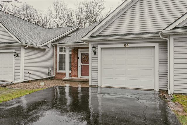 84 Amberwood Place, Greece, NY 14626