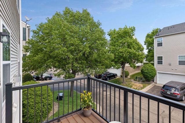 7944 Stratford Circle N, Shakopee, MN 55379