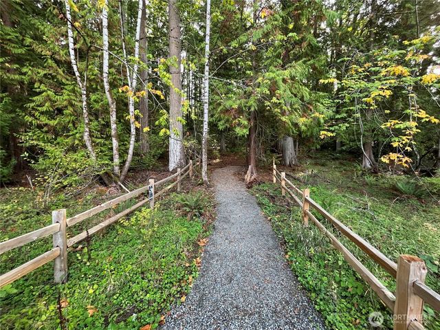 8509 137th Avenue SE, Newcastle, WA 98059