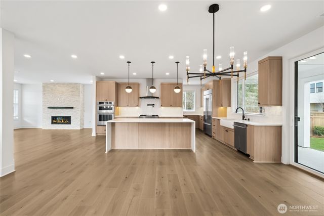 8509 137th Avenue SE, Newcastle, WA 98059