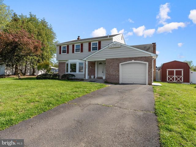 523 RHODE ISLAND AVE, Cherry Hill, NJ 08002