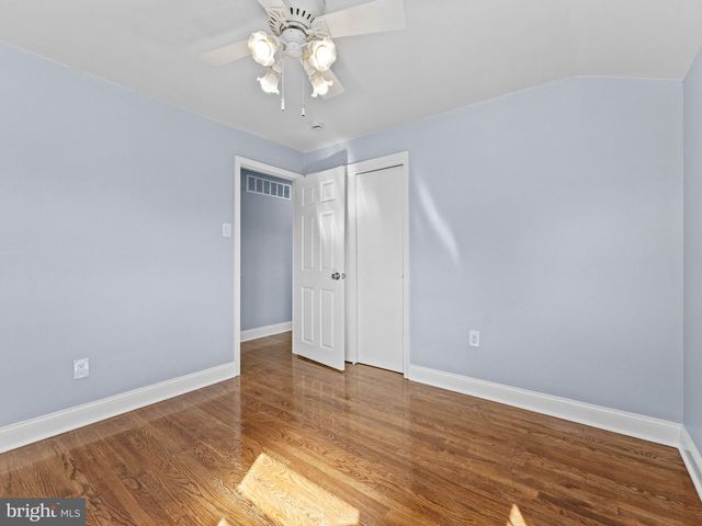 523 RHODE ISLAND AVE, Cherry Hill, NJ 08002