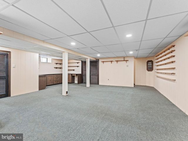 523 RHODE ISLAND AVE, Cherry Hill, NJ 08002