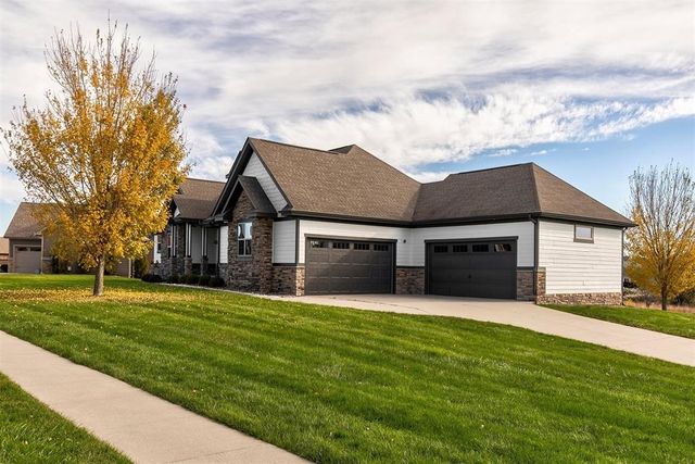 5119 NE Jan Rose Parkway, Ankeny, IA 50021