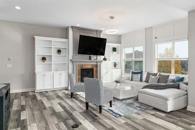 5119 NE Jan Rose Parkway, Ankeny, IA 50021