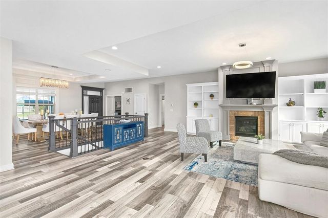 5119 NE Jan Rose Parkway, Ankeny, IA 50021