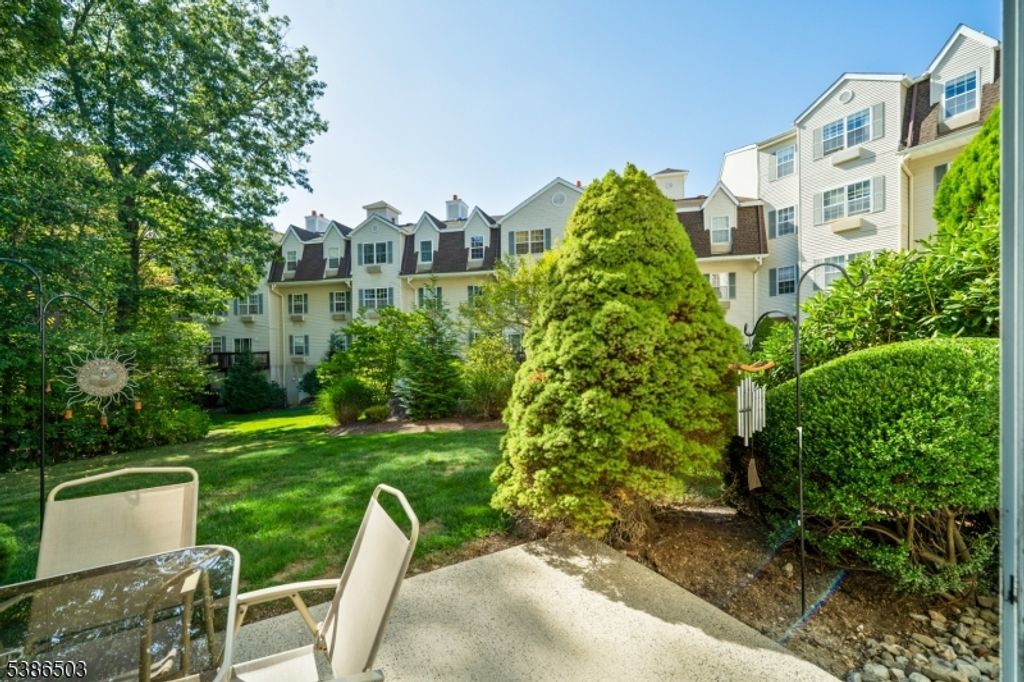 6110 Richmond Rd 110, West Milford Twp., NJ 07480