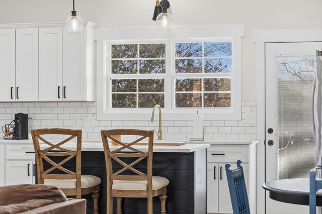 276 Royale Estates Road, Kimberling City, MO 65686