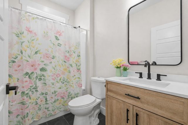 276 Royale Estates Road, Kimberling City, MO 65686