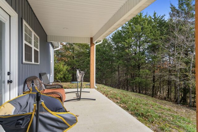 276 Royale Estates Road, Kimberling City, MO 65686