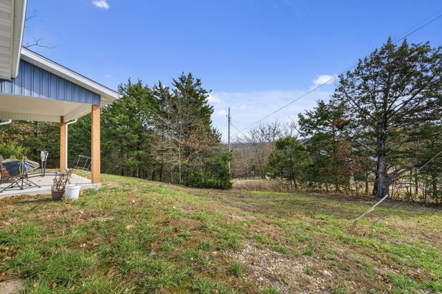 276 Royale Estates Road, Kimberling City, MO 65686