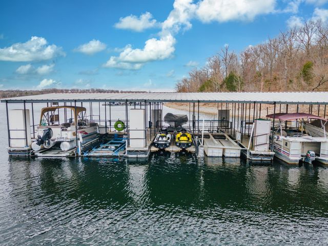 276 Royale Estates Road, Kimberling City, MO 65686