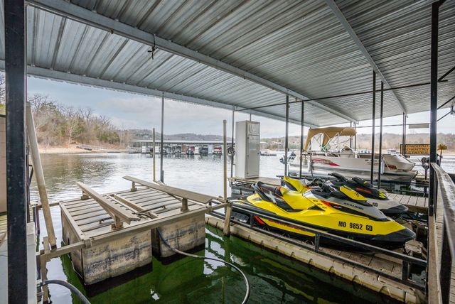 276 Royale Estates Road, Kimberling City, MO 65686