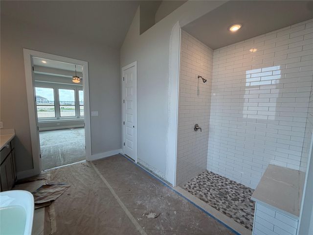 129 Clancy DR, Liberty Hill, TX 78642