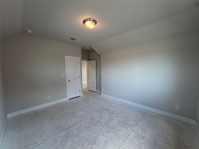 129 Clancy DR, Liberty Hill, TX 78642