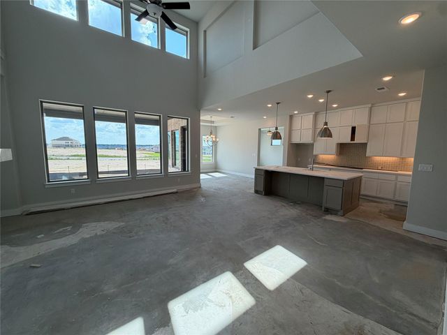 129 Clancy DR, Liberty Hill, TX 78642