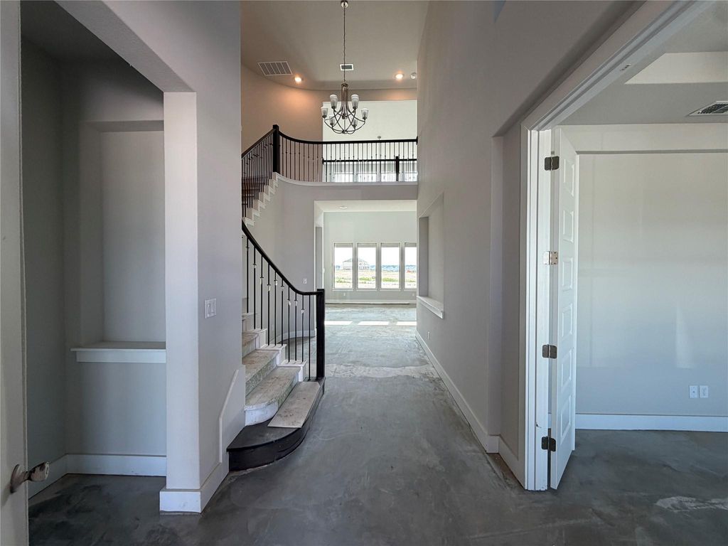 129 Clancy DR, Liberty Hill, TX 78642