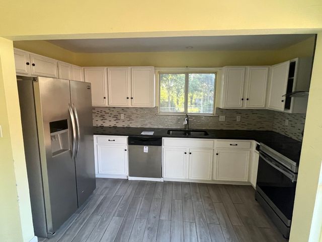 3416 N Jim Miller Road, Dallas, TX 75227