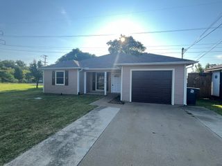 3416 N Jim Miller Road, Dallas, TX 75227