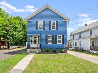 58 W Main St, Ware, MA 01082
