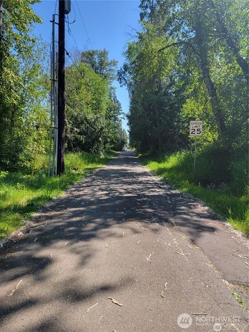 12015 58th Avenue E, Puyallup, WA 98373