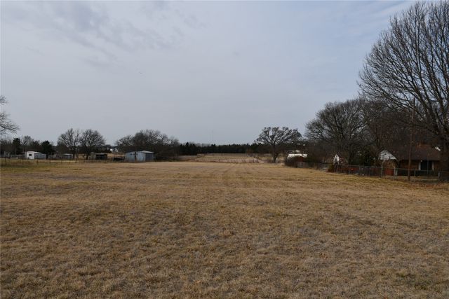 2121 S Hampton Road, Glenn Heights, TX 75154