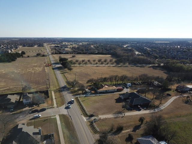 2121 S Hampton Road, Glenn Heights, TX 75154