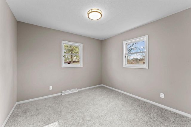 513 W 2nd Street, Reedsburg, WI 53959