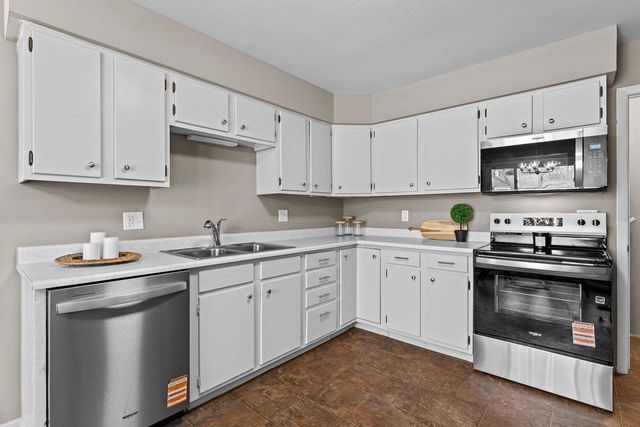 513 W 2nd Street, Reedsburg, WI 53959